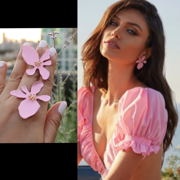 NEW Handmade Pink Lily small stud flower earrings - Picture 6 of 10